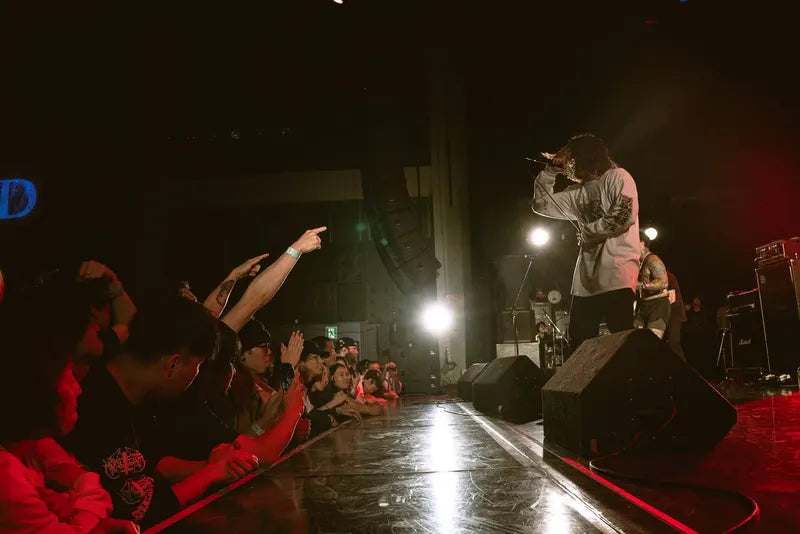End, live photo 2